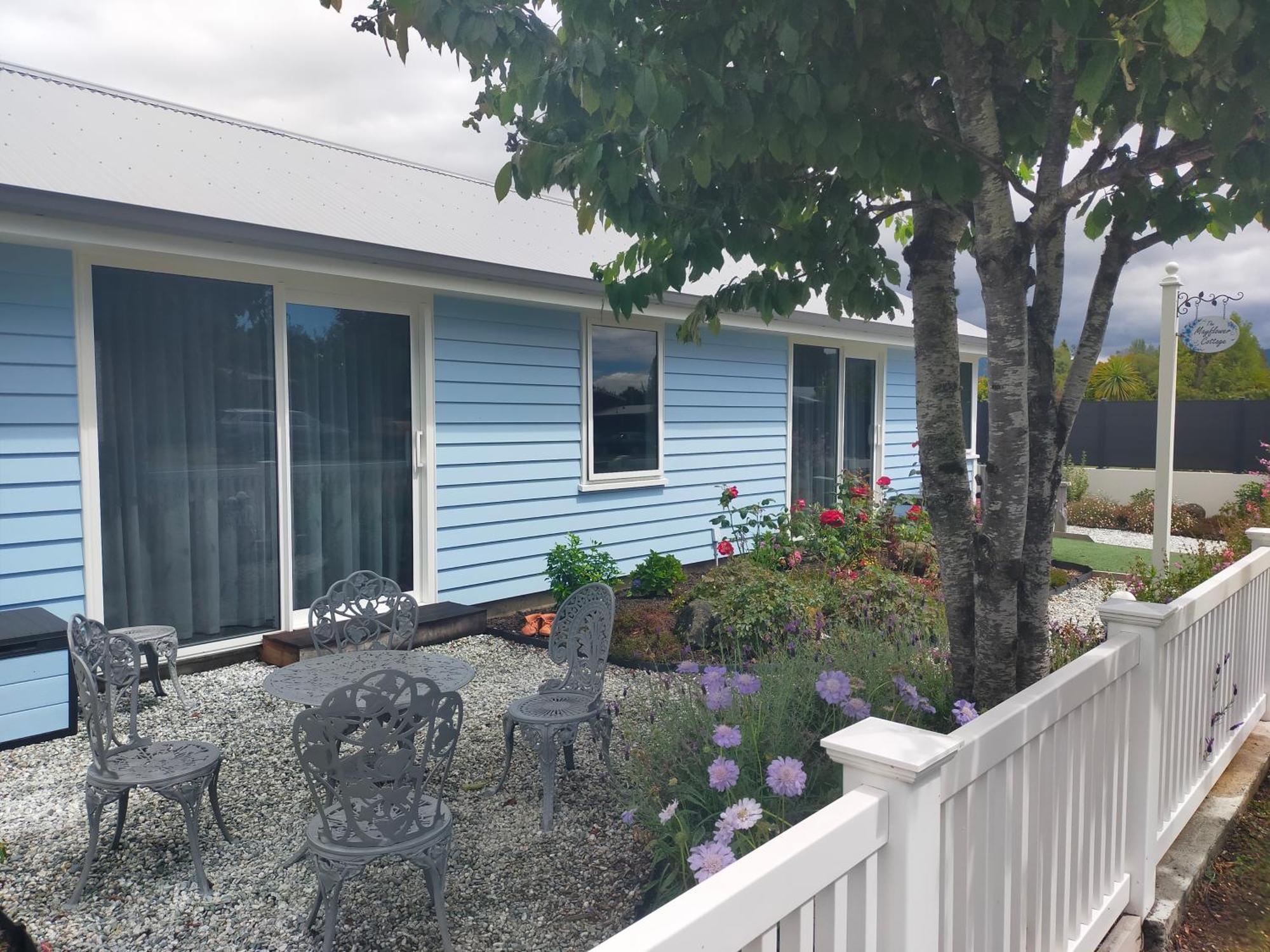 The Mayflower Cottage Te Anau Bagian luar foto